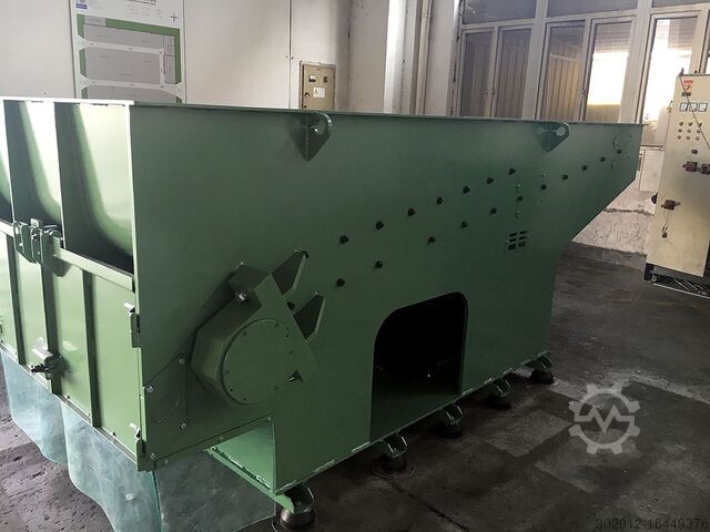 Τεμαχιστής ενός άξονα Crushmaster Q170