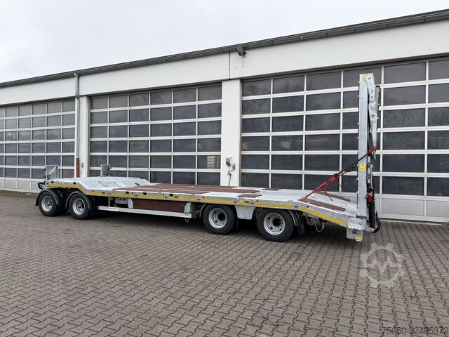 Tieflader Anhänger Möslein T 4 VB H2  neuer 4 Achs Tieflader hydraulischen Rampen
