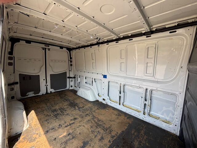 Kassevogn VW Crafter