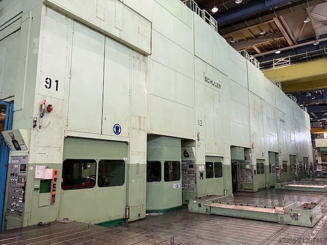Double column press / Straight side press SCHULER EBS2-800-3,5-700