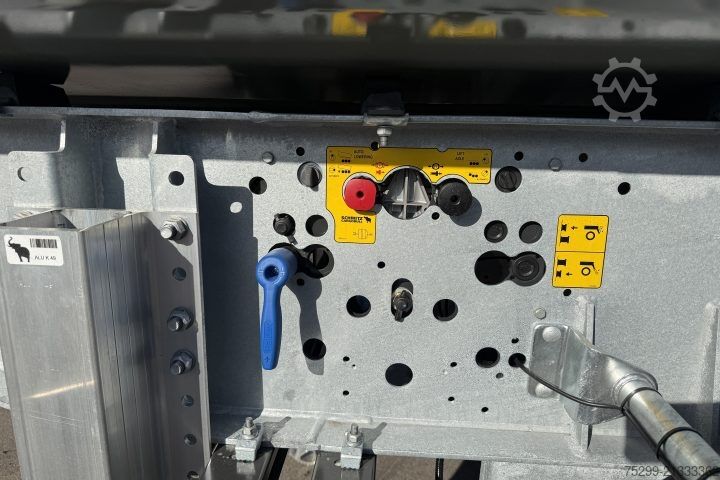 Kiperska poluprikolica Schmitz Cargobull SCB S3D Schiebeplane