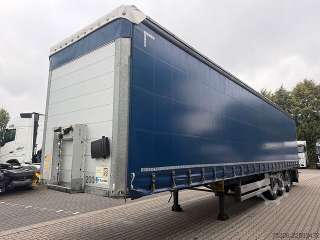 Semirimorchio con telone SCHMITZ CARGOBULL SCS 24/L - 13.62, XL, Daimler, Getränke