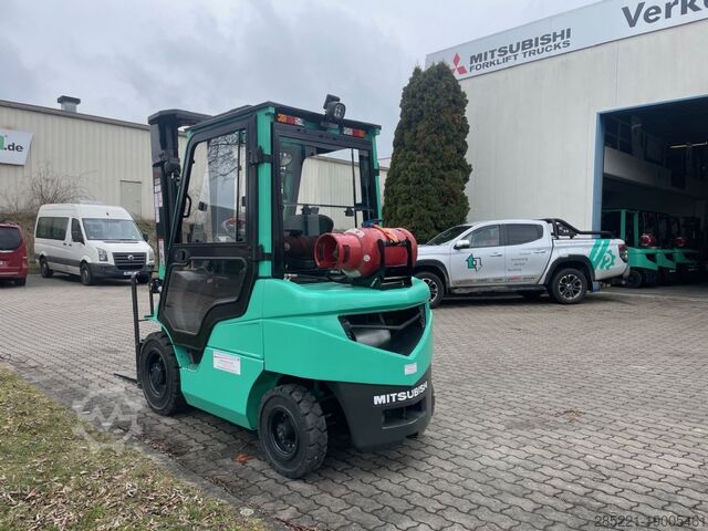 LPG-vorkheftruck Mitsubishi FG25N mit Kamera