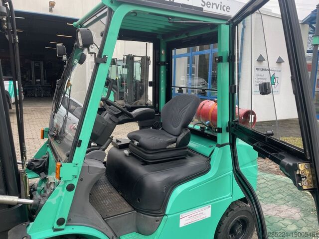 LPG-vorkheftruck Mitsubishi FG25N mit Kamera