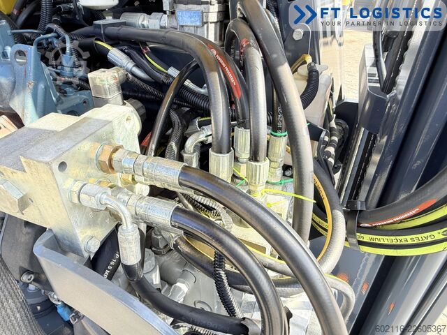  Combilift CB3000 DIESEL TRIPLEX 5500 FREE-LIFT