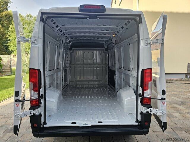 Furgão Fiat Ducato 35 MAXI L3H2 13m³ 260° 5 TFT Kamera PDC
