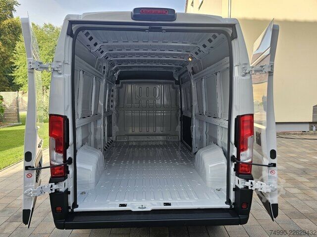 Furgão Fiat Ducato 35 MAXI L3H2 13m³ 260° 5 TFT Kamera PDC