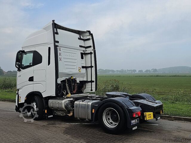 Standaard trekker IVECO S-WAY AS440S51