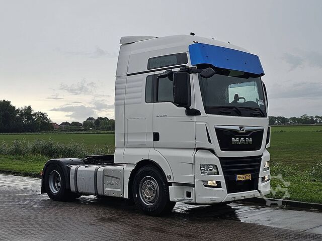 Standard-SZM MAN 18.500 TGX XXL INTARDER 2X TANK