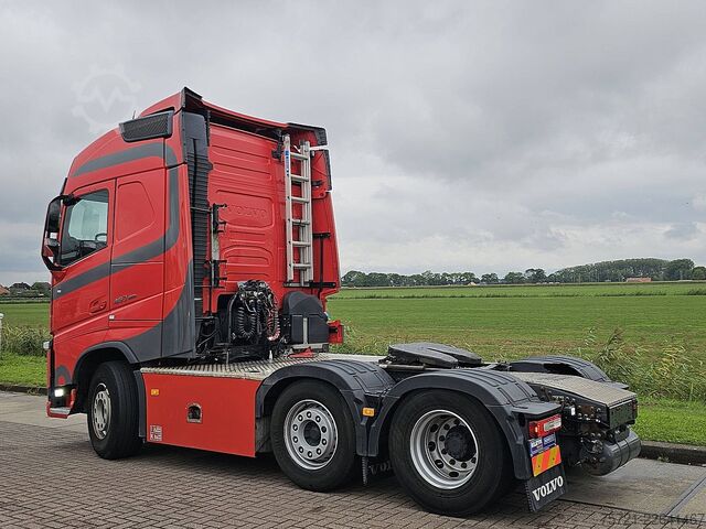Standard-SZM VOLVO FH 460 6X2 XENON SKIRTS
