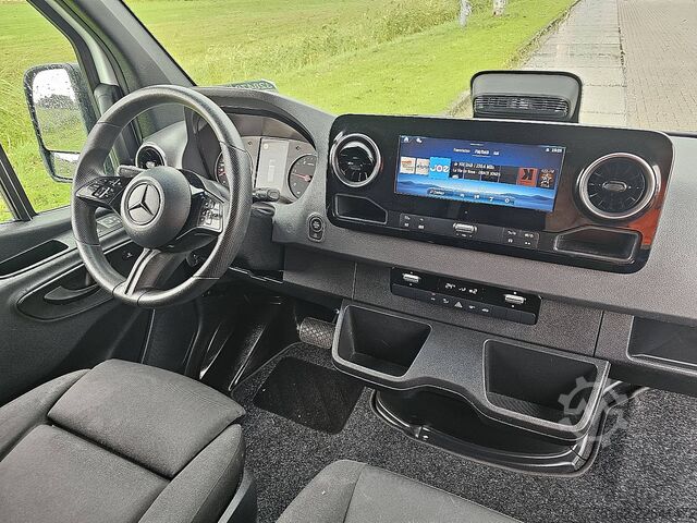 Kombi med högt tak MERCEDES-BENZ SPRINTER 317 L2H2 LED Mbux10