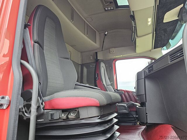 Standard-SZM VOLVO FH 460 6X2 XENON SKIRTS