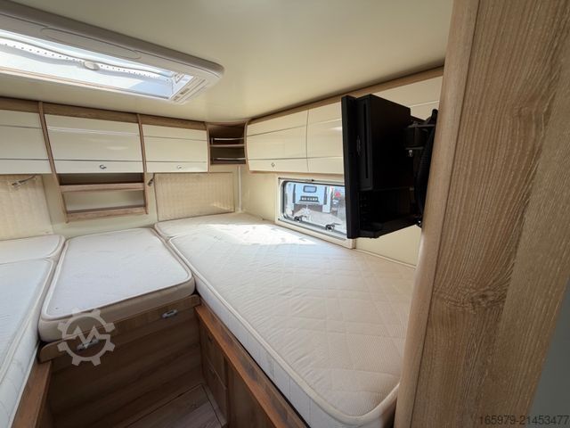 Camping-car semi-intégré GIOTTILINE Therry T37