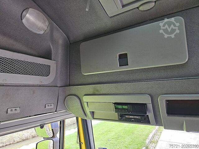 Autotransporter IVECO 120E28 EUROCARGO FLY DECK 2 CARS