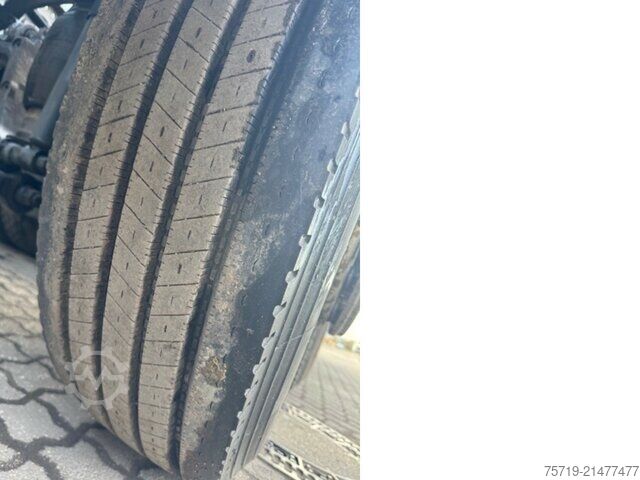 Fourgon Mercedes-Benz 3243 8x2 Arocs Chassis/Euro6