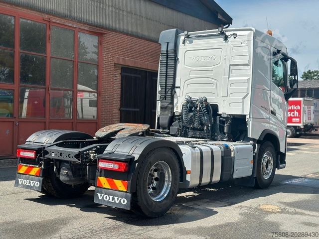 Standardní tahač VOLVO FH500 Flachdach Kipphydraulik Alufelgen ACC