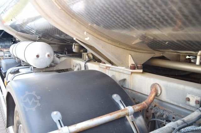Tankwagen MERCEDES-BENZ Antos 2545 Magyar 16.500L Milchtank Reinigung