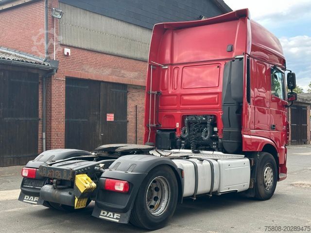 Standardowy ciągnik siodłowy DAF XF 460 FT SSC 2 Tanks Retarder Standklima ACC LD