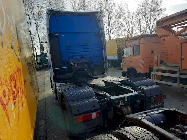 Standaard-SZM MAN TGA 18.480