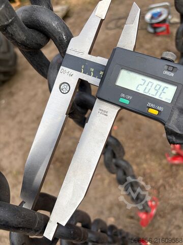 Suspension chain 20mm 4m McBULL 12.5t / 17t hook Łańcuch zawiesiowy 20mm 4m McBULL 12,5t / 17t hak Łańcuch zawiesiowy 20mm 4m McBULL 12,5t / 17t hak