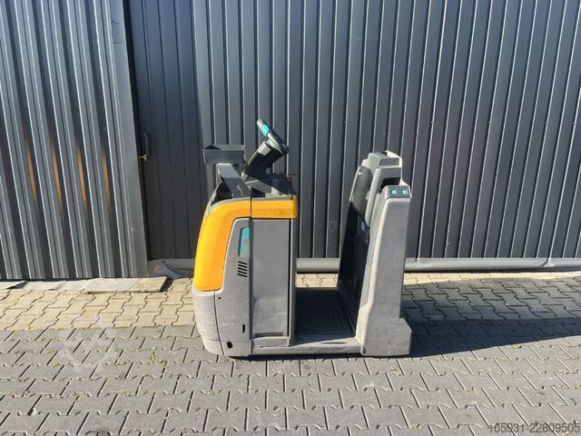 Traktortrækker Jungheinrich EZS350