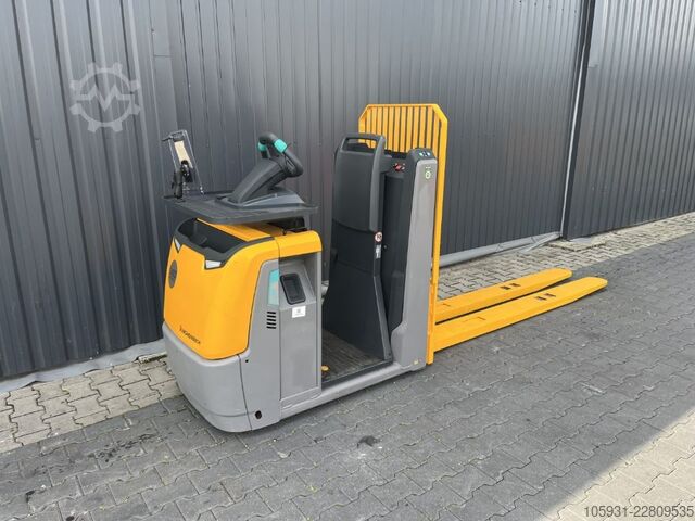 Lavtløfter plukketruck Jungheinrich ECE320