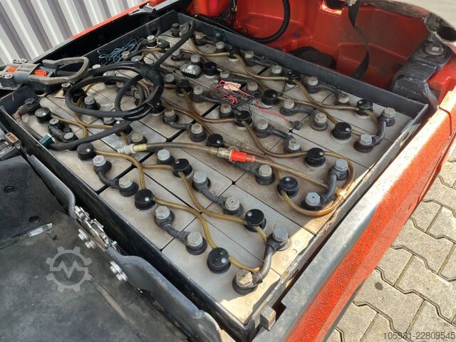 Elektrisk 3 -hjulet gaffeltruck Linde E16-02
