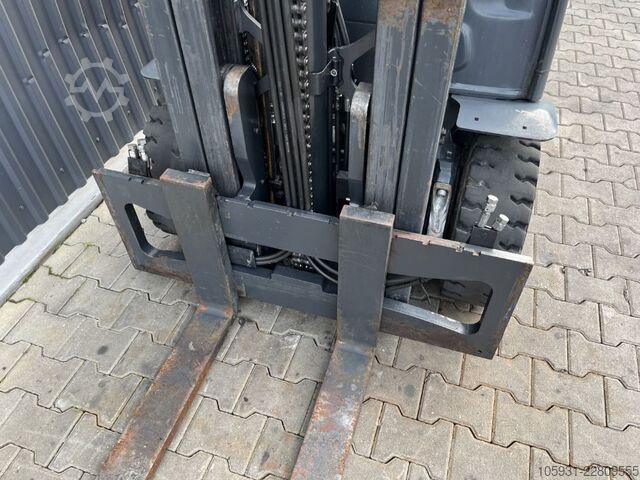 Elektrisk 4 -hjulet gaffeltruck Linde E25H-01