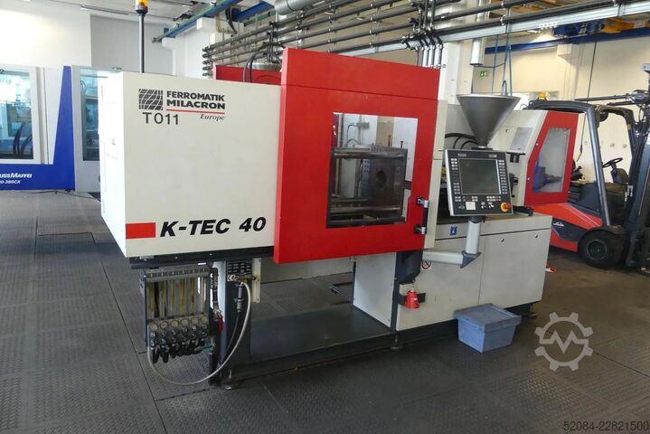 Spuitgietmachine inclusief randapparatuur FERROMATIK MILACRON K-TEC 40