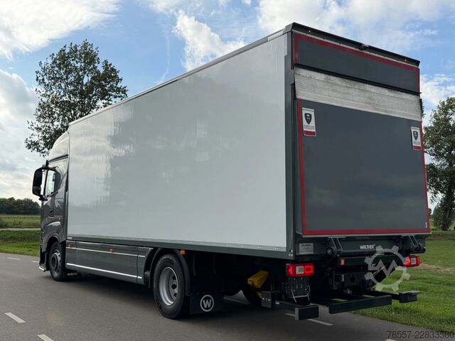 Suitcase Iveco S-WAY