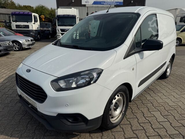 Fourgon tôlé FORD Transit Courier Trend