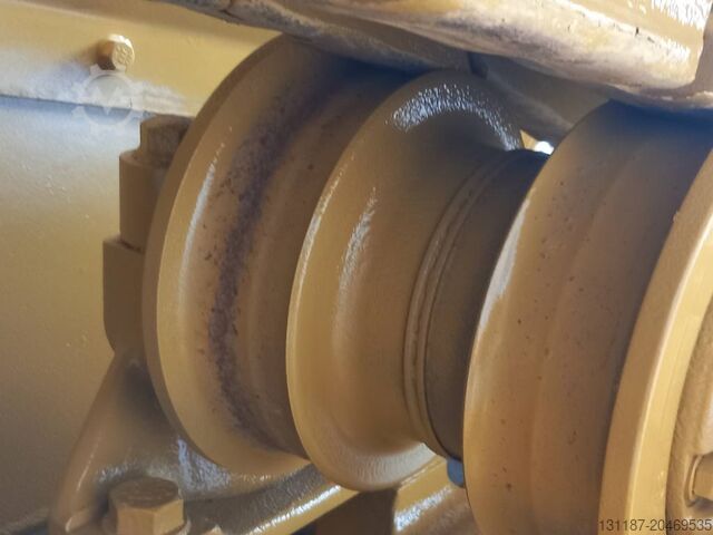 Nivelační stroj CAT D8T (Jebel Ali)