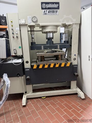 Werkplaatspers Hydraulische pers 150 ton Sahinler 1020-150