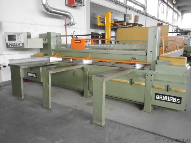 Sierras para el dimensionamiento de paneles Panhans 693 SH 70