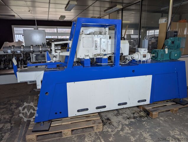 Dubbelskruvextruder Clextral EV32