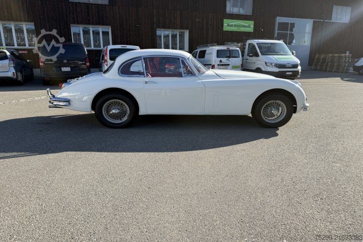 Commercial vehicle  XK 150 Limousine / Swiss-Vehicle