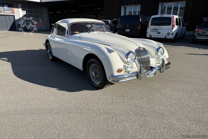 Commercial vehicle  XK 150 Limousine / Swiss-Vehicle