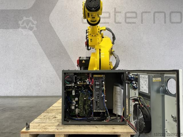 Renovirani robot sa garancijom od 1 godine FANUC R-2000iB/210F