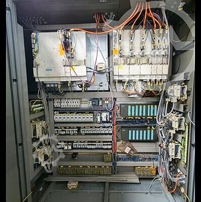 Függőleges megmunkáló központ DMG Mori DMC 60H hi-dyn
