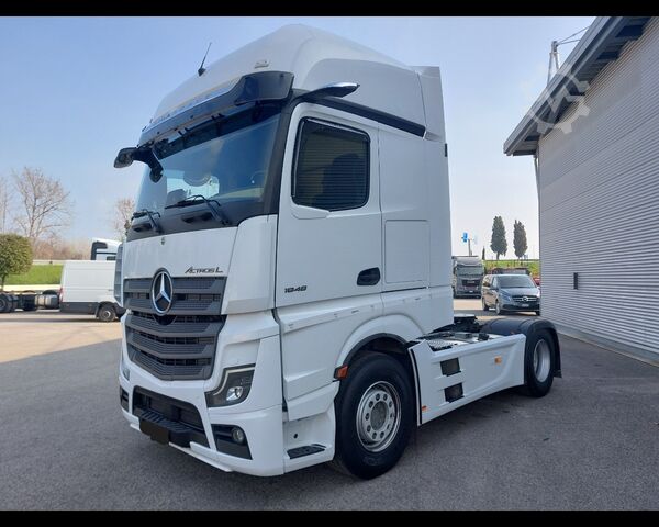 Standard nyergesvontató MERCEDES-BENZ Actros L 18 4x2 - Actros L 1848 LS 4x2