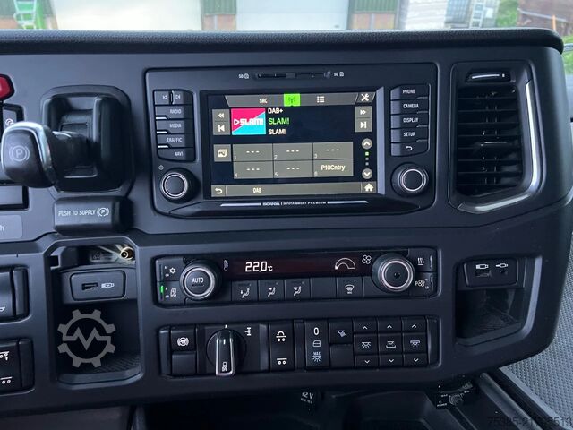 Podwozie z kabiną Scania R580 V8 NGS 6x2 King low km