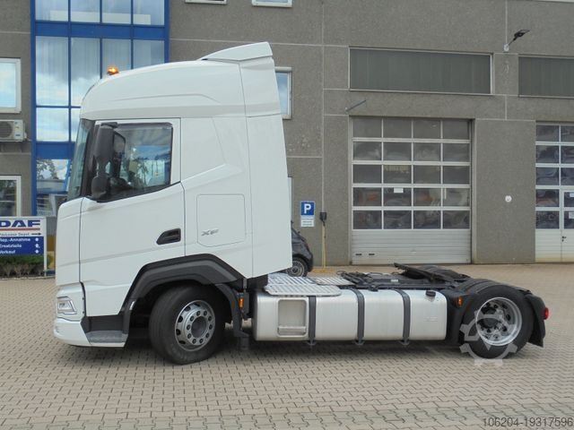 Ciągnik siodłowy typu volume DAF XF480 FT Low Deck SH Hubkupplung CAM