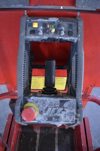 Elevador de tesoura JLG 1930ES