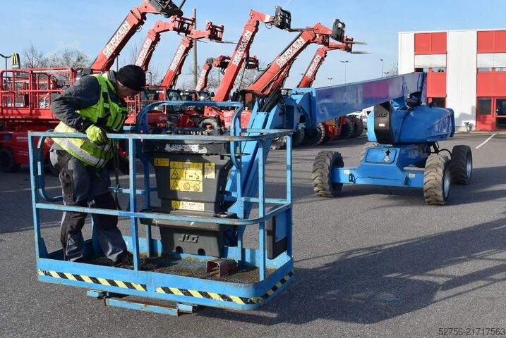 Plataforma de trabalho telescópica articulada JLG M 600 JP