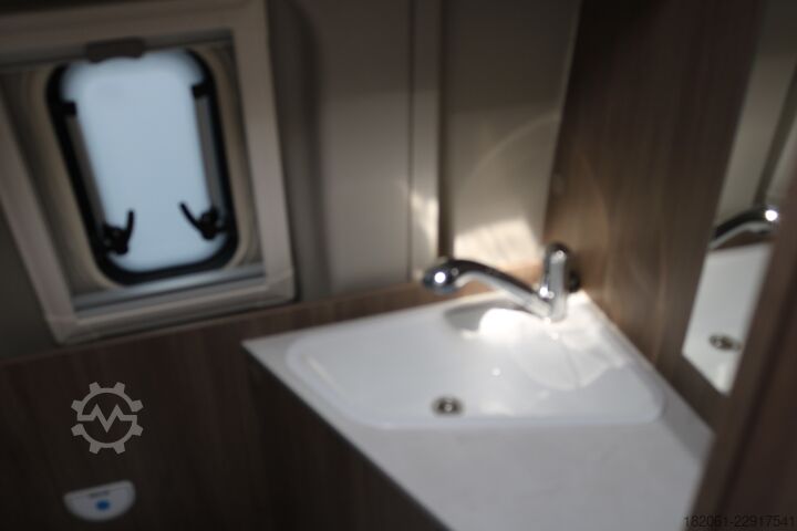 Autocaravana Carado Camper Van CV600 AT8G+TV+Combi4D+Doppel RFK