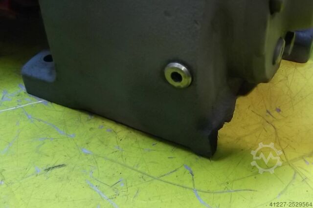 Κινητήρας γραναζιού 0,15 kW 9 σ.α.λ. SEW-EURODRIVE R43DT71C6