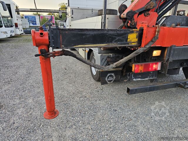 Pick-up panelvan Mercedes-Benz 817/42AT7 Palfinger PK 5000 B Werkstatt