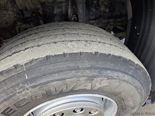 Standart çekici ünitesi SCANIA R620 Topline LA6X4HNB V8