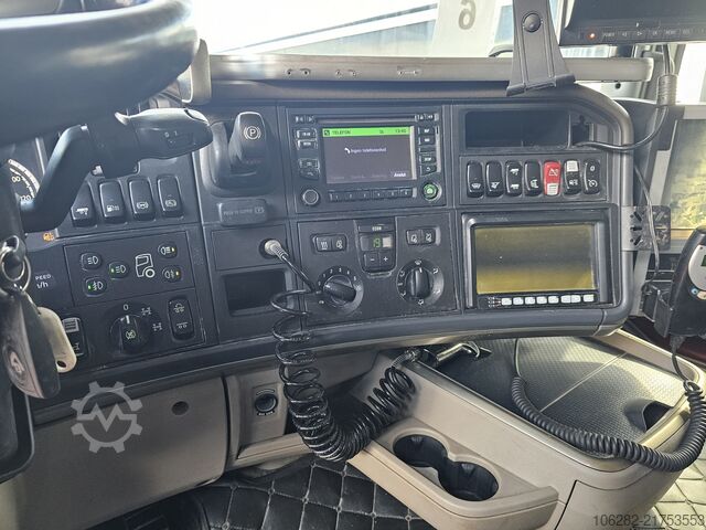 Standart çekici ünitesi SCANIA R620 Topline LA6X4HNB V8