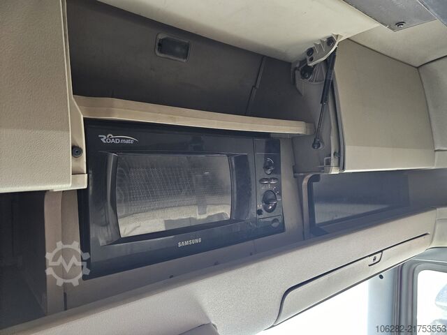 Standart çekici ünitesi SCANIA R620 Topline LA6X4HNB V8